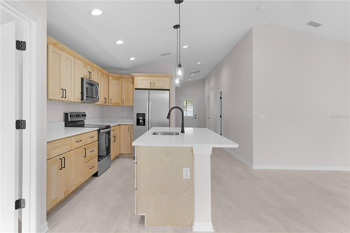 768 POWELL STREET — photo 37 of 51