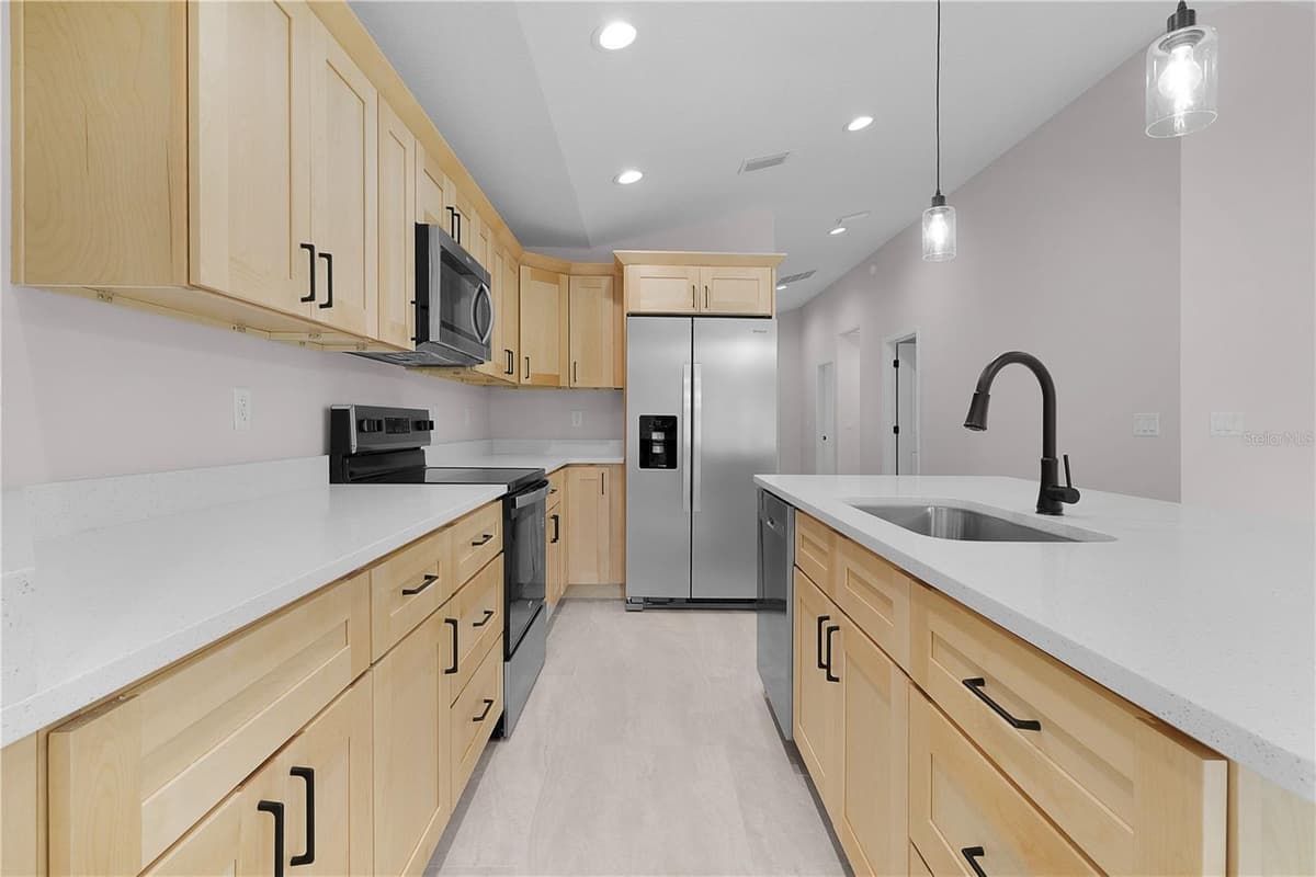 768 POWELL STREET — photo 42 of 51
