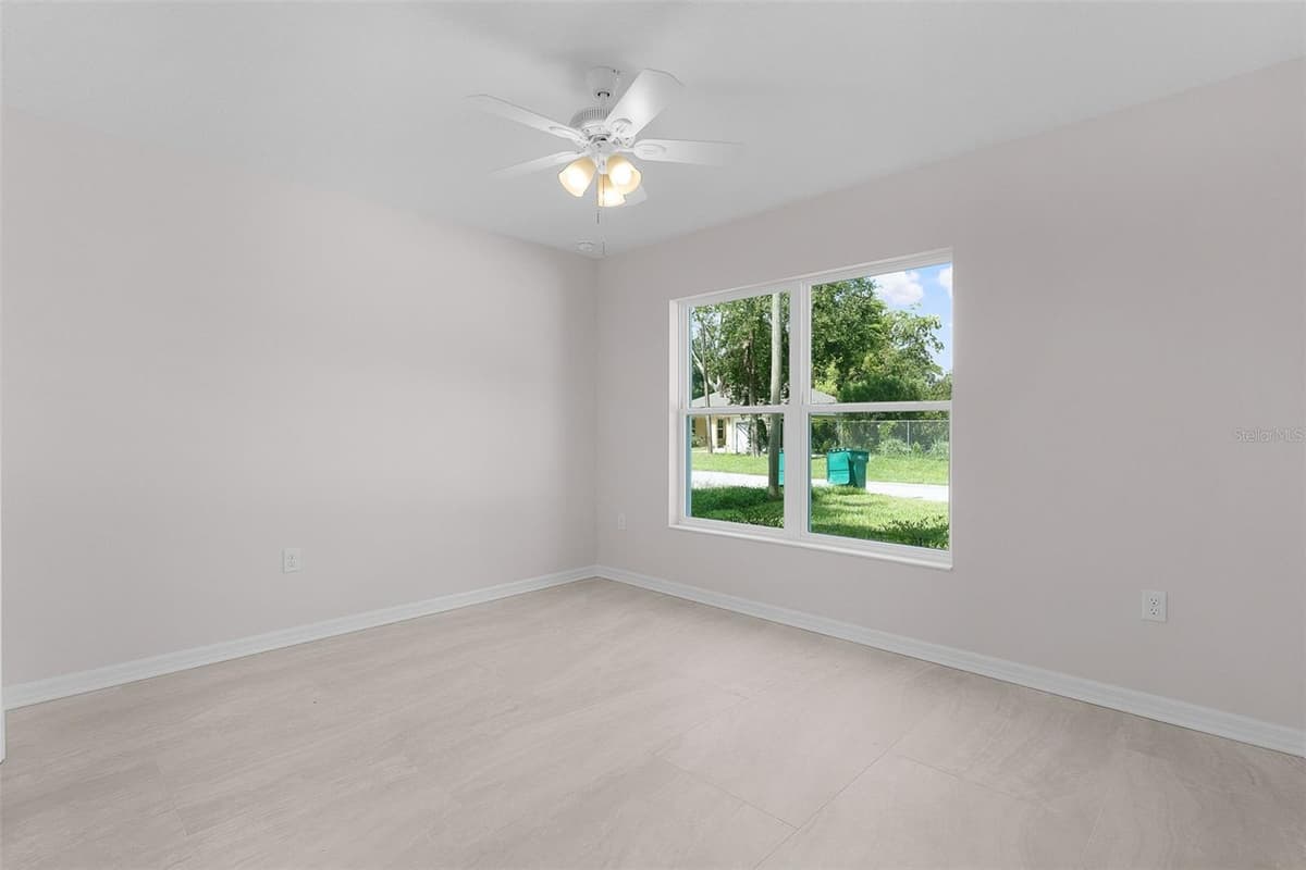 740 POWELL STREET — photo 25 of 51