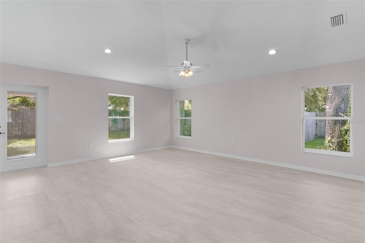 740 POWELL STREET — photo 48 of 51