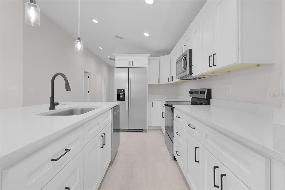 740 POWELL STREET — photo 42 of 51