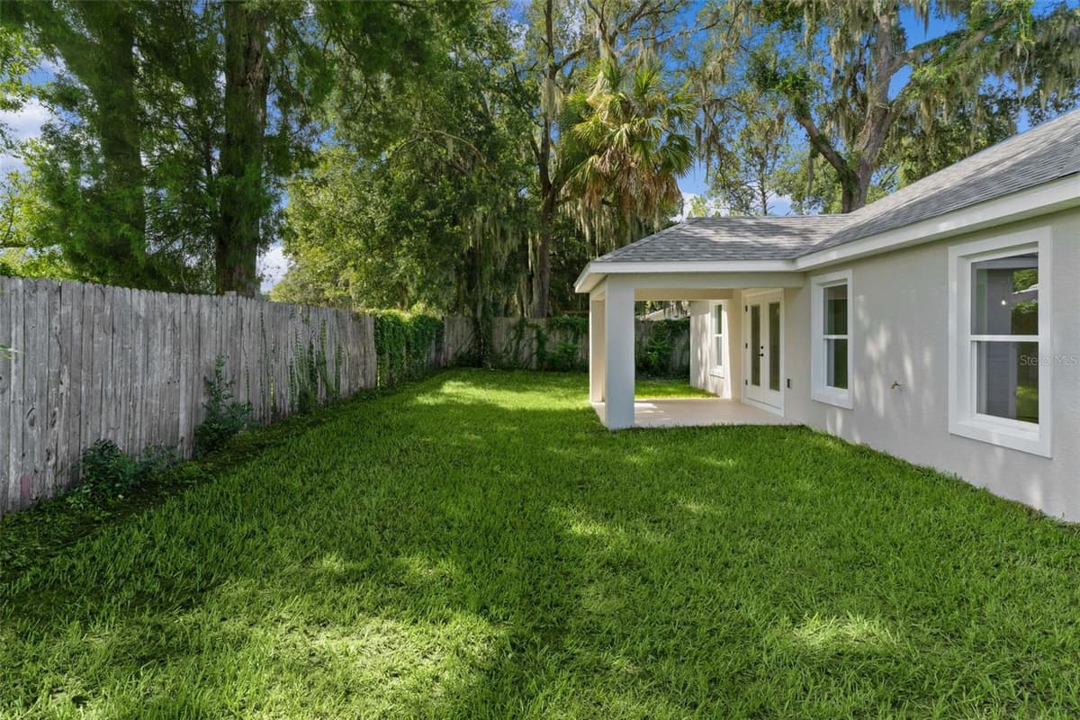 740 POWELL STREET — photo 17 of 51