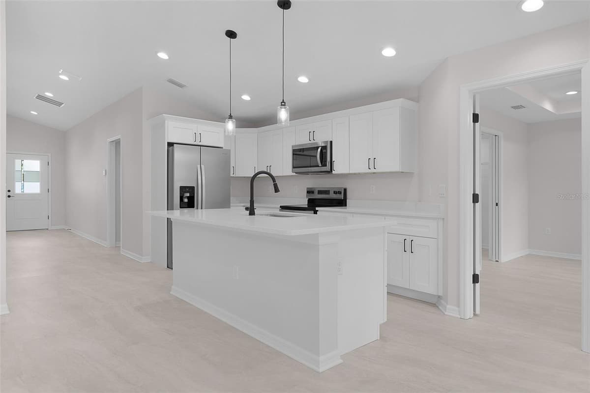 740 POWELL STREET — photo 45 of 51