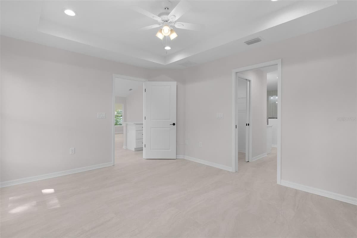 740 POWELL STREET — photo 32 of 51