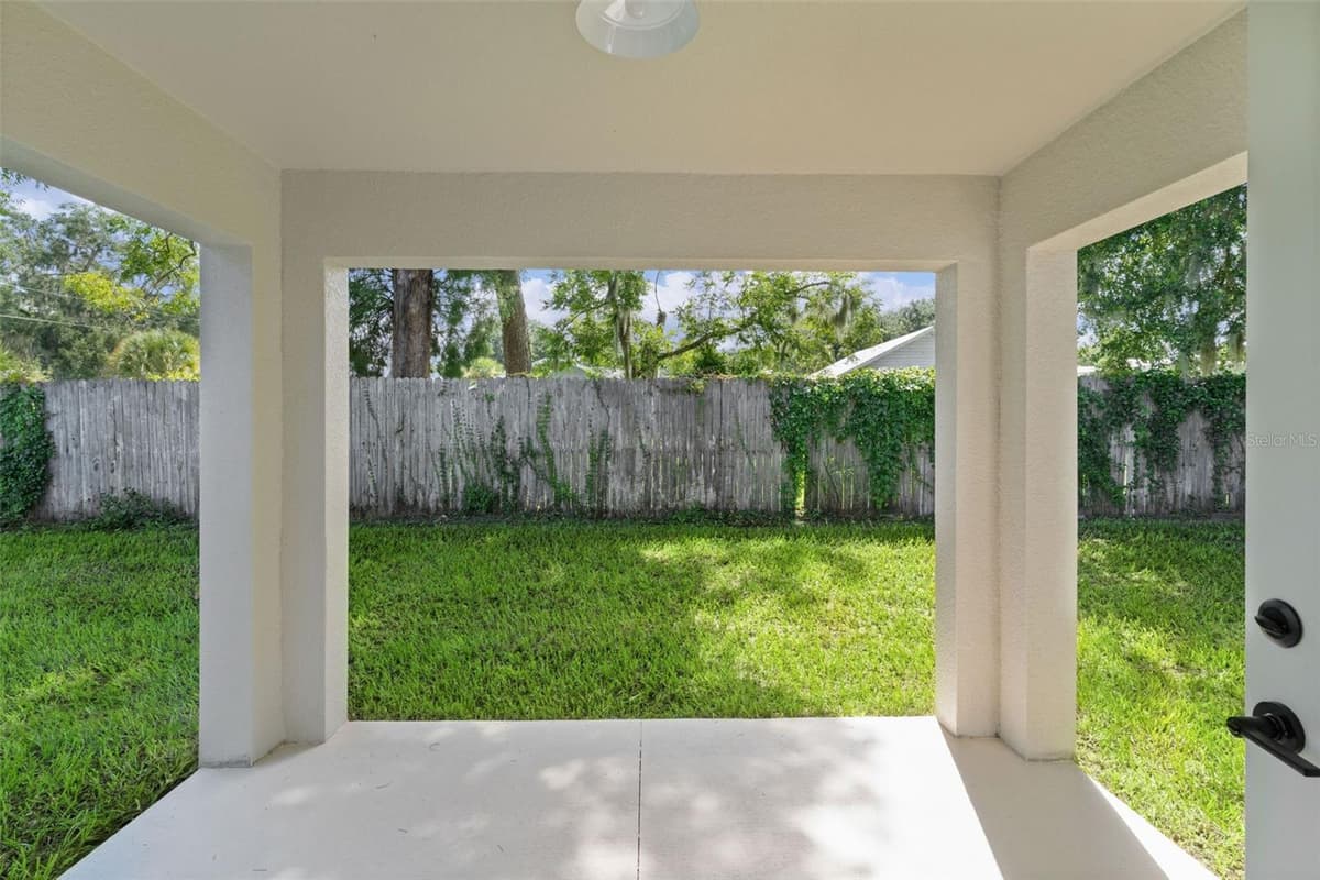 740 POWELL STREET — photo 14 of 51