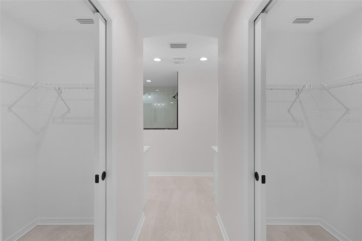 740 POWELL STREET — photo 33 of 51