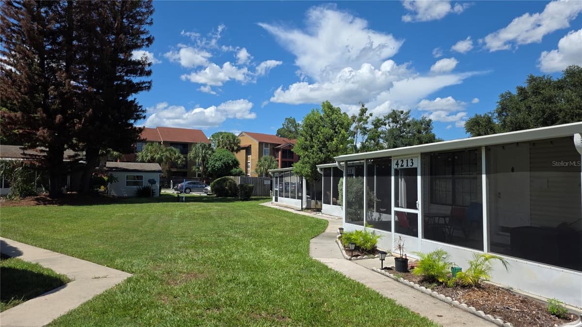 4213 MICHIGAN STREET — photo 4 of 20