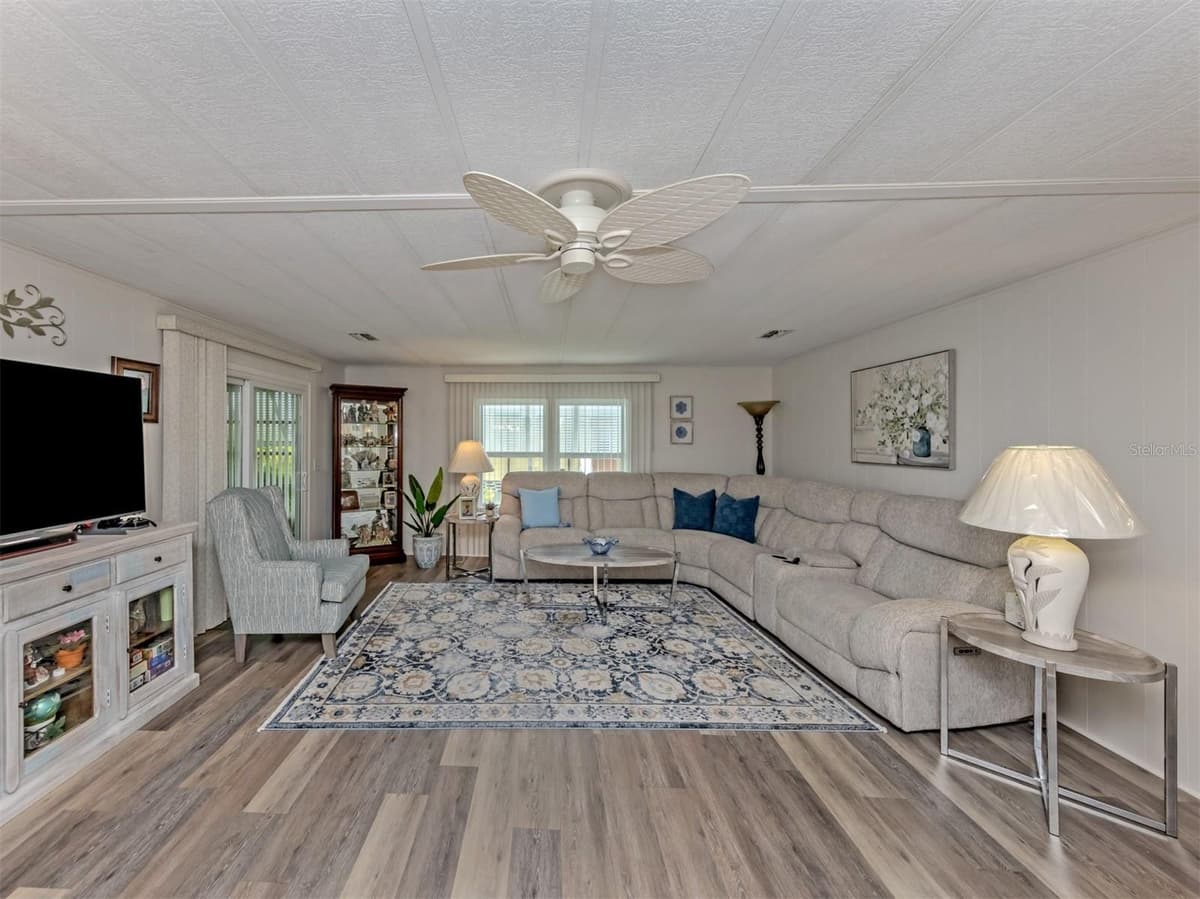 182 PALM HARBOR DRIVE — photo 10 of 65
