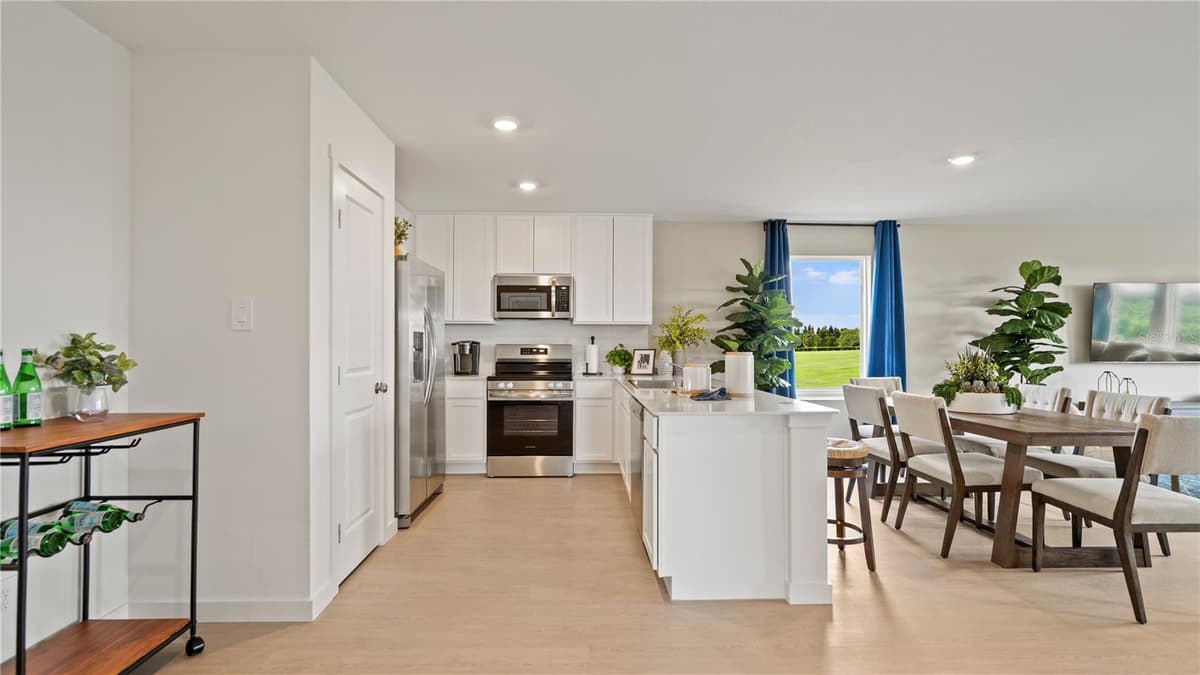 6105 SWAMP BAY DRIVE — photo 8 of 21