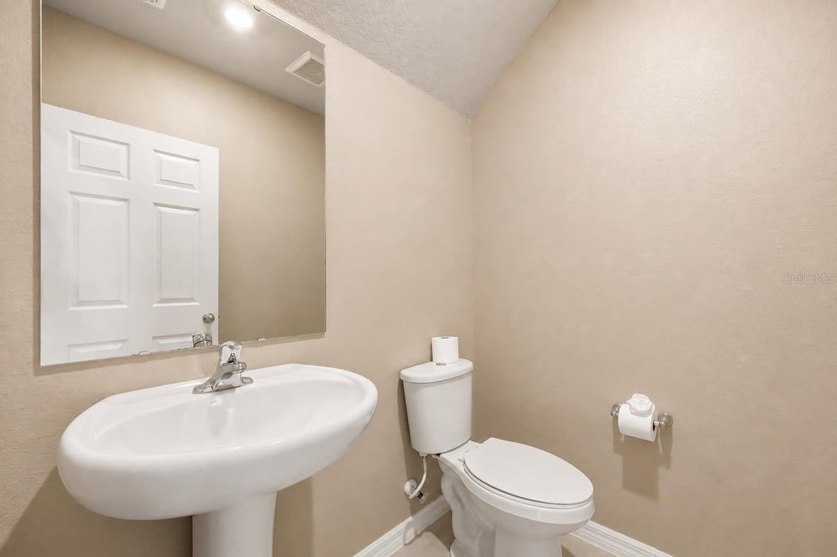 2518 SWEET VIBURNUM WAY — photo 10 of 35