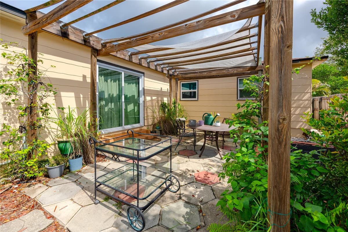 6210 4TH AVENUE — photo 36 of 44