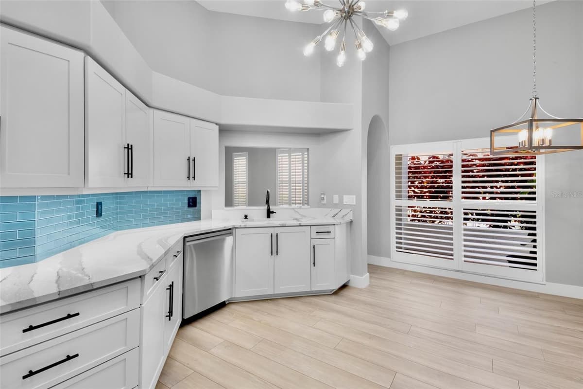 3761 AMAPOLA LANE — photo 5 of 33