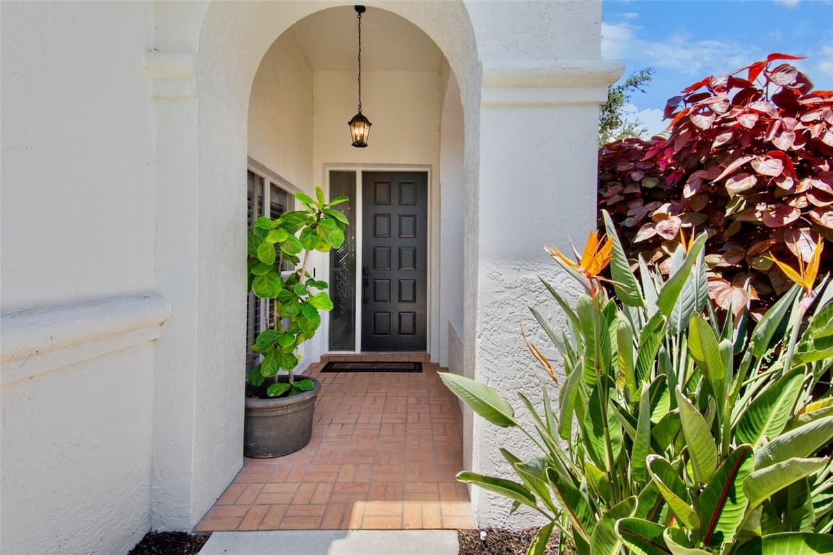 3761 AMAPOLA LANE — photo 4 of 33