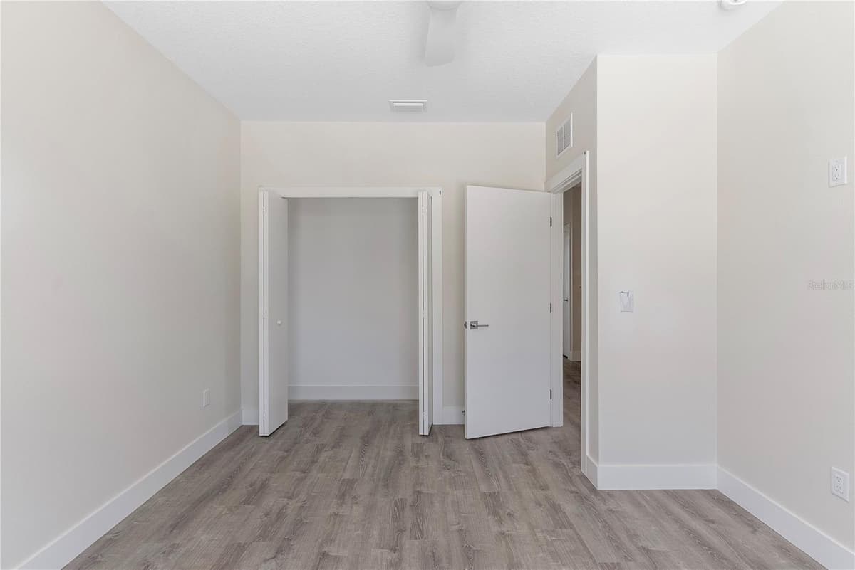 8456 MODANO PLACE — photo 17 of 32