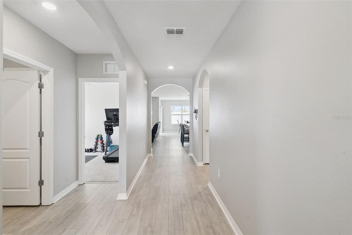 1869 SUNSET RIDGE DRIVE — photo 4 of 36