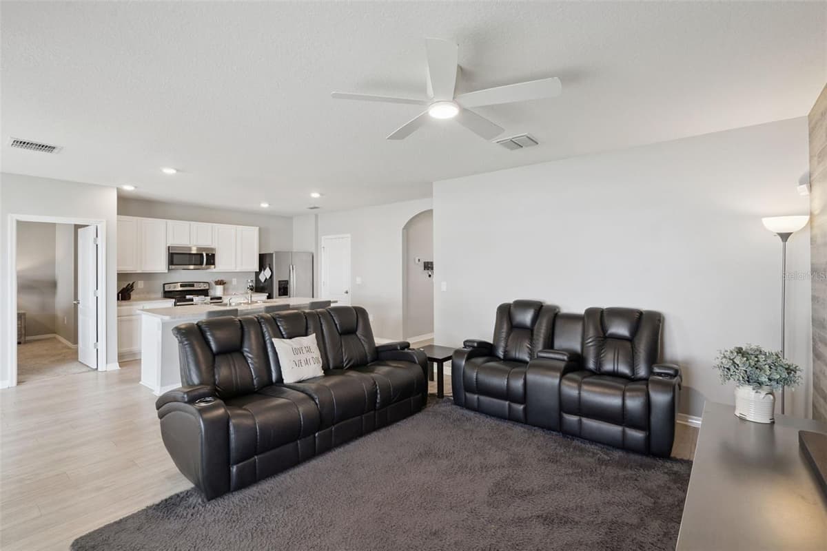 1869 SUNSET RIDGE DRIVE — photo 6 of 36