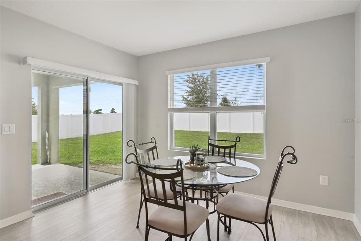 1869 SUNSET RIDGE DRIVE — photo 10 of 36