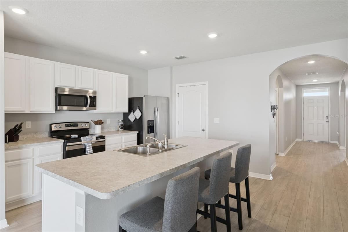 1869 SUNSET RIDGE DRIVE — photo 15 of 36