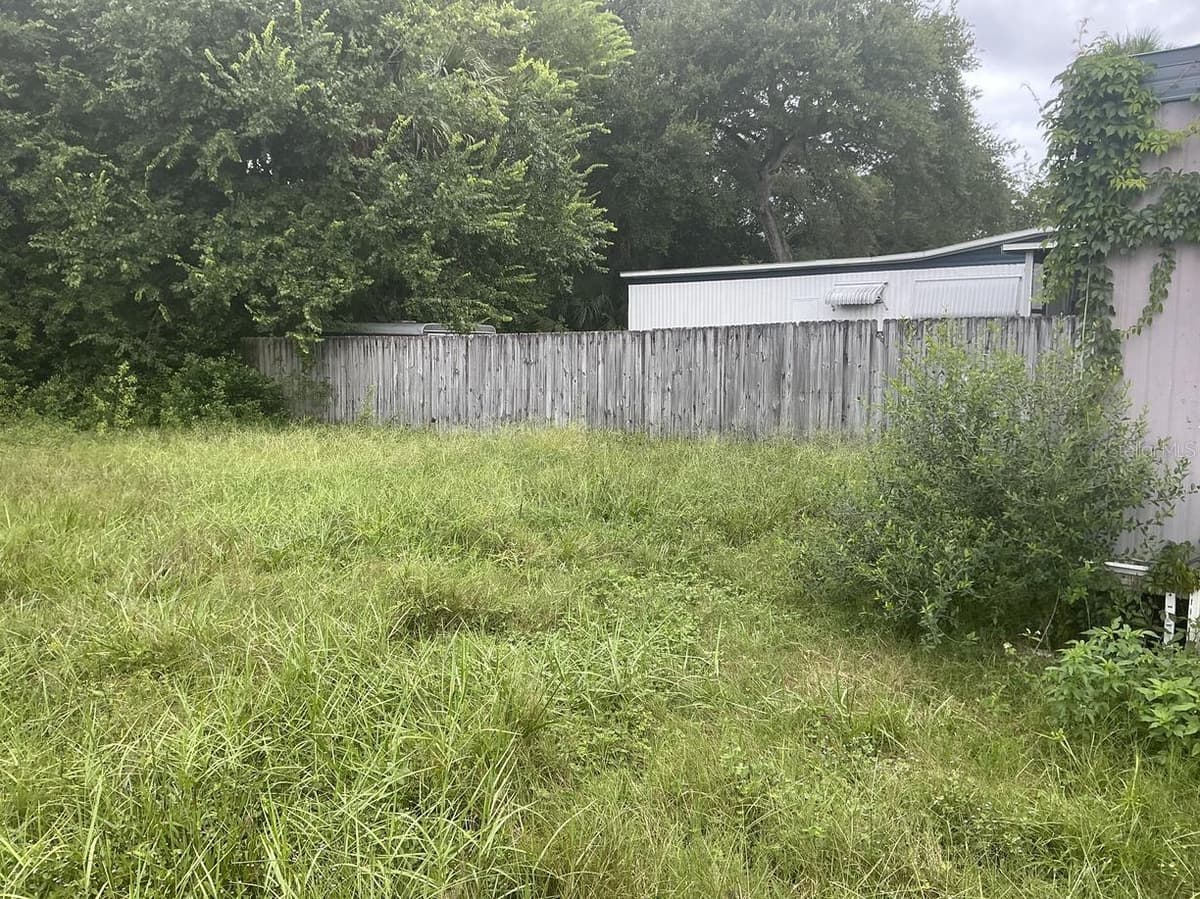 4648 NELLIE STREET — photo 5 of 12
