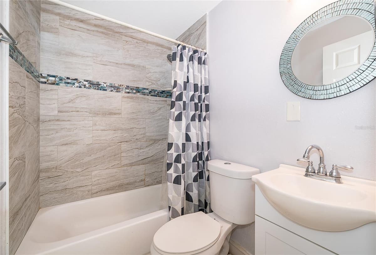 324 SEMINOLA BOULEVARD — photo 14 of 35