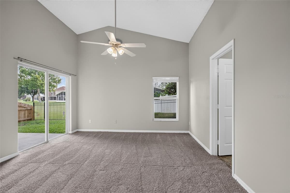 1157 BALLYSHANNON PARKWAY — photo 14 of 33