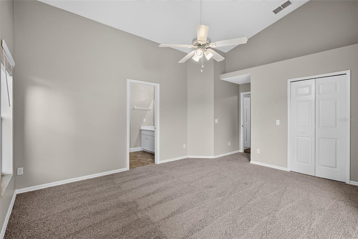 1157 BALLYSHANNON PARKWAY — photo 19 of 33