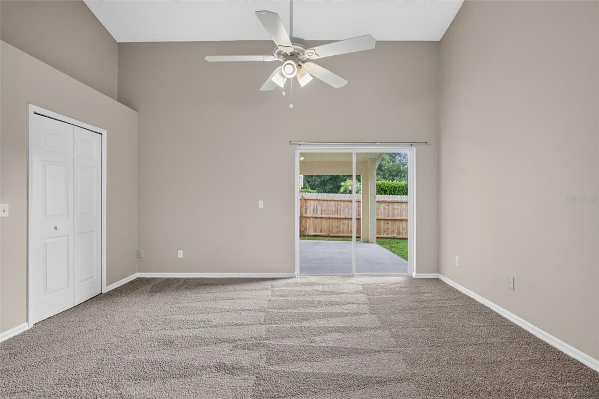 1157 BALLYSHANNON PARKWAY — photo 13 of 33