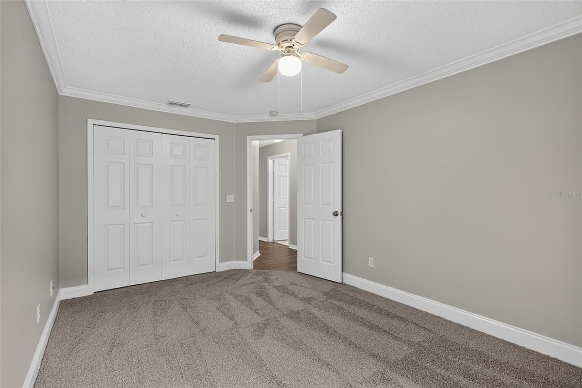 1157 BALLYSHANNON PARKWAY — photo 20 of 33