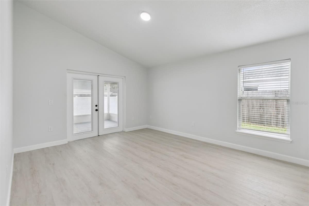 14426 LAKE PRICE DRIVE — photo 16 of 36