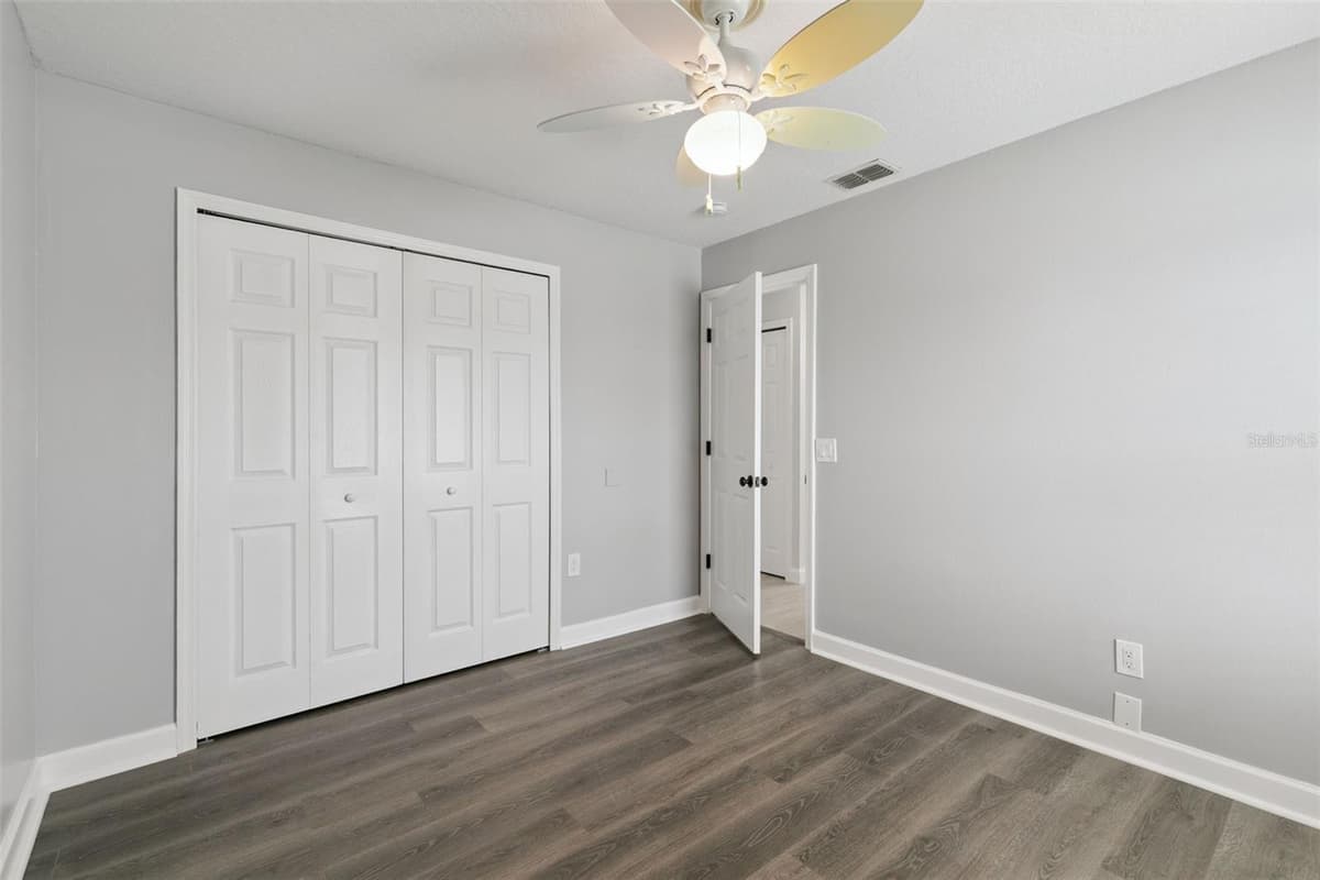 14426 LAKE PRICE DRIVE — photo 28 of 36