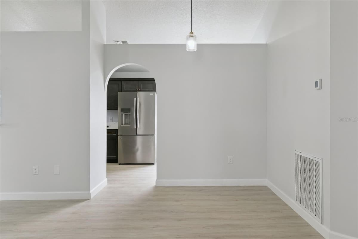 14426 LAKE PRICE DRIVE — photo 10 of 36