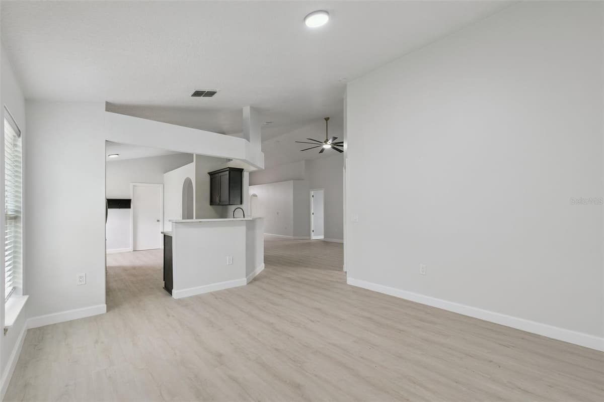 14426 LAKE PRICE DRIVE — photo 7 of 36
