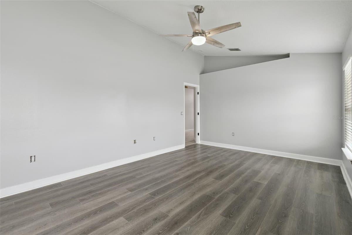 14426 LAKE PRICE DRIVE — photo 19 of 36