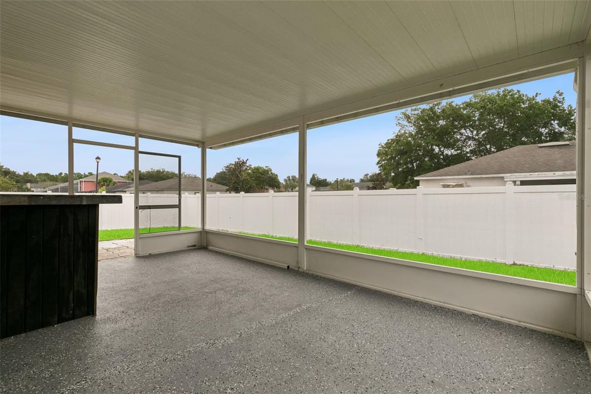 14426 LAKE PRICE DRIVE — photo 32 of 36