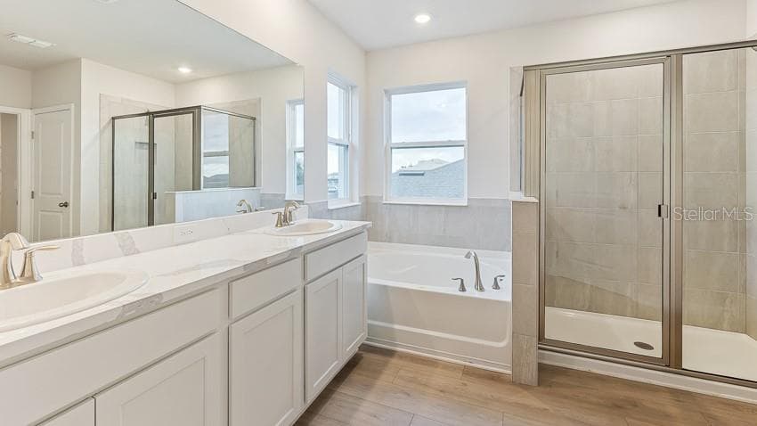 10436 WOODLAND GARDEN WAY — photo 13 of 36