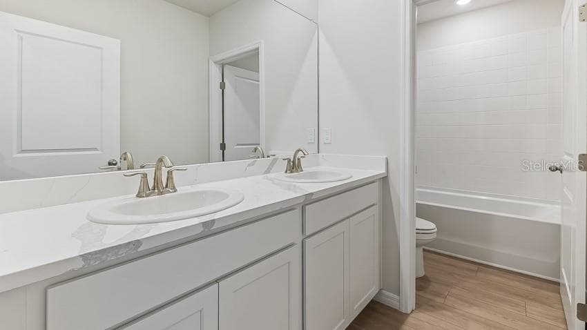 10436 WOODLAND GARDEN WAY — photo 19 of 36