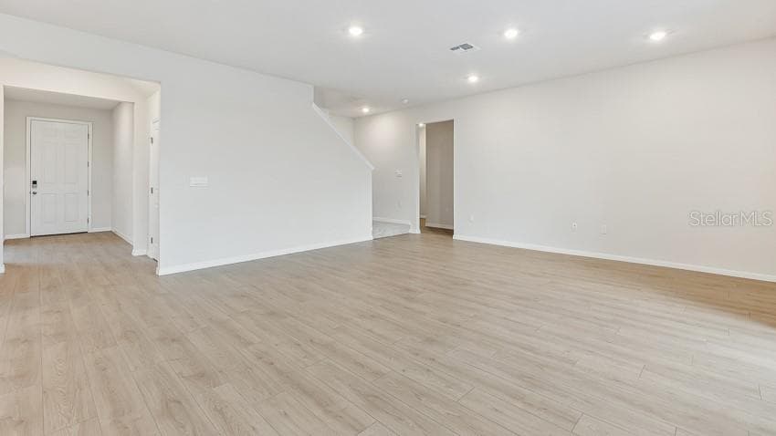 10436 WOODLAND GARDEN WAY — photo 7 of 36