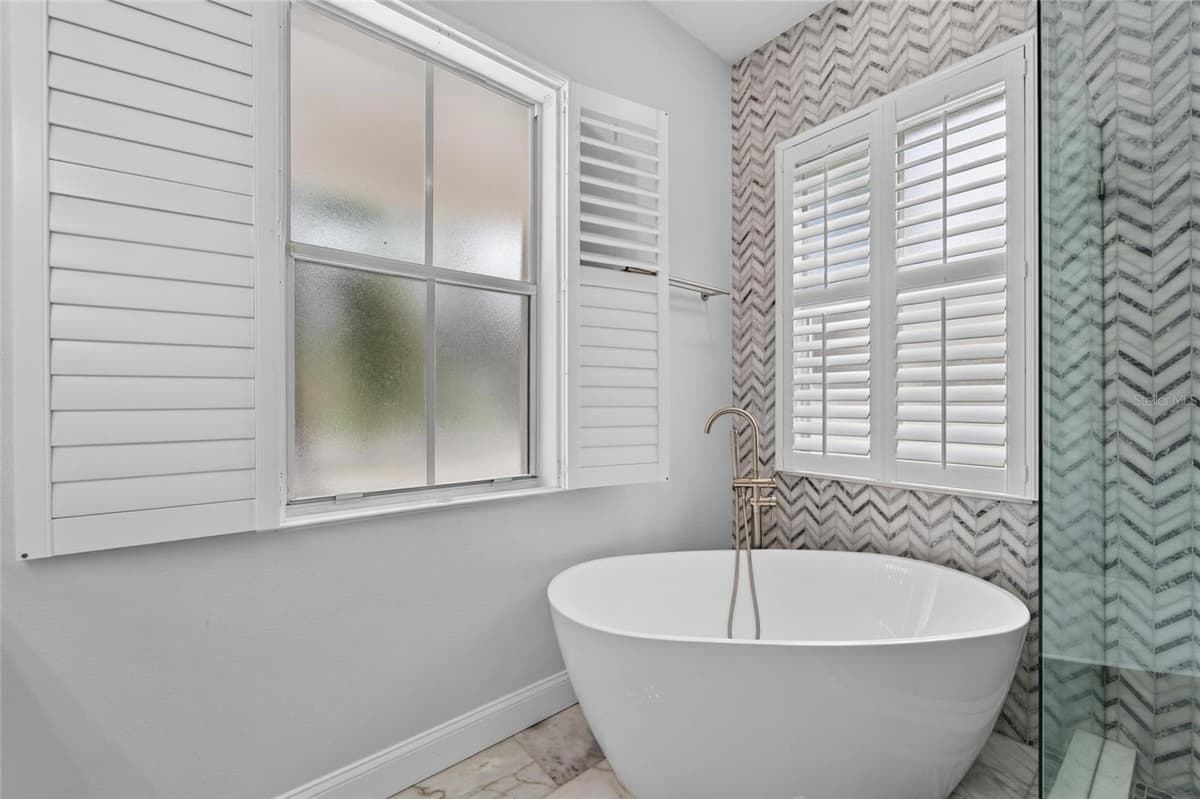 429 MANNS HARBOR DRIVE — photo 32 of 100