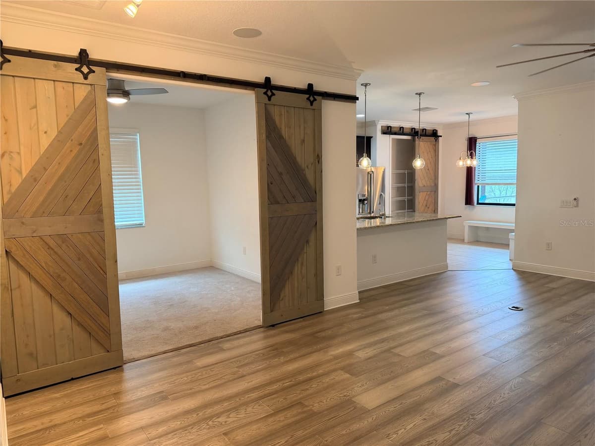 8429 AUBURN RISE COURT — photo 17 of 30