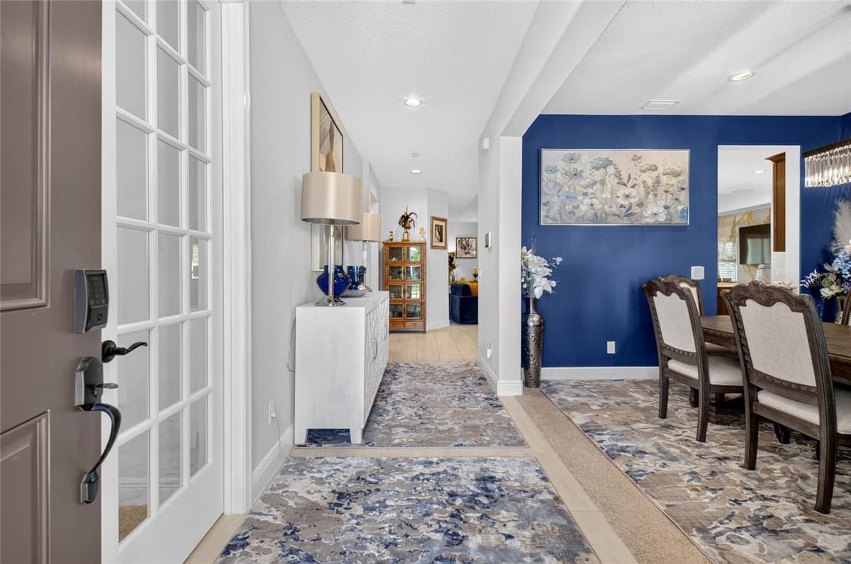 1325 BLARNEY STREET — photo 4 of 61