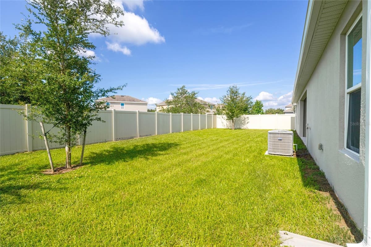 1325 BLARNEY STREET — photo 45 of 61