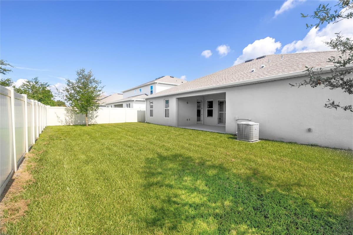 1325 BLARNEY STREET — photo 44 of 61