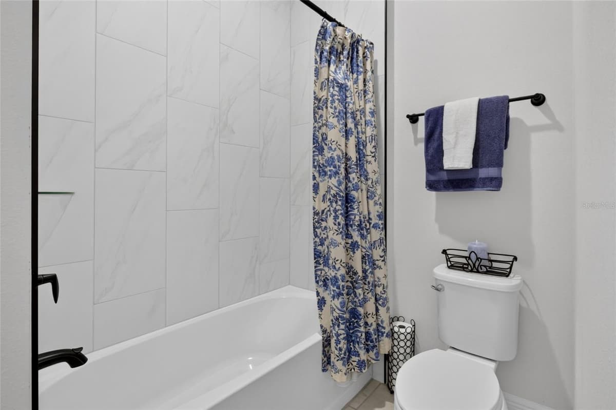 1325 BLARNEY STREET — photo 38 of 61