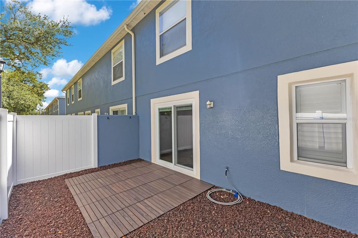 942 COQUINA ROCK STREET — photo 32 of 44
