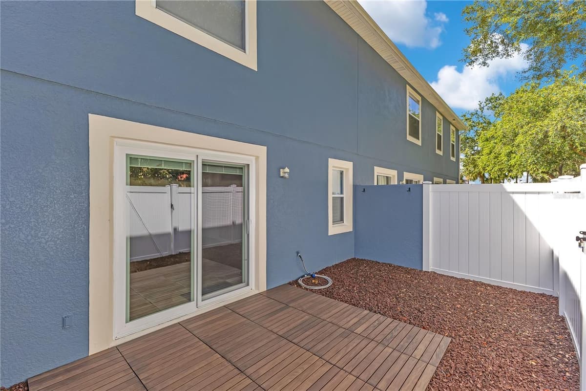 942 COQUINA ROCK STREET — photo 31 of 44