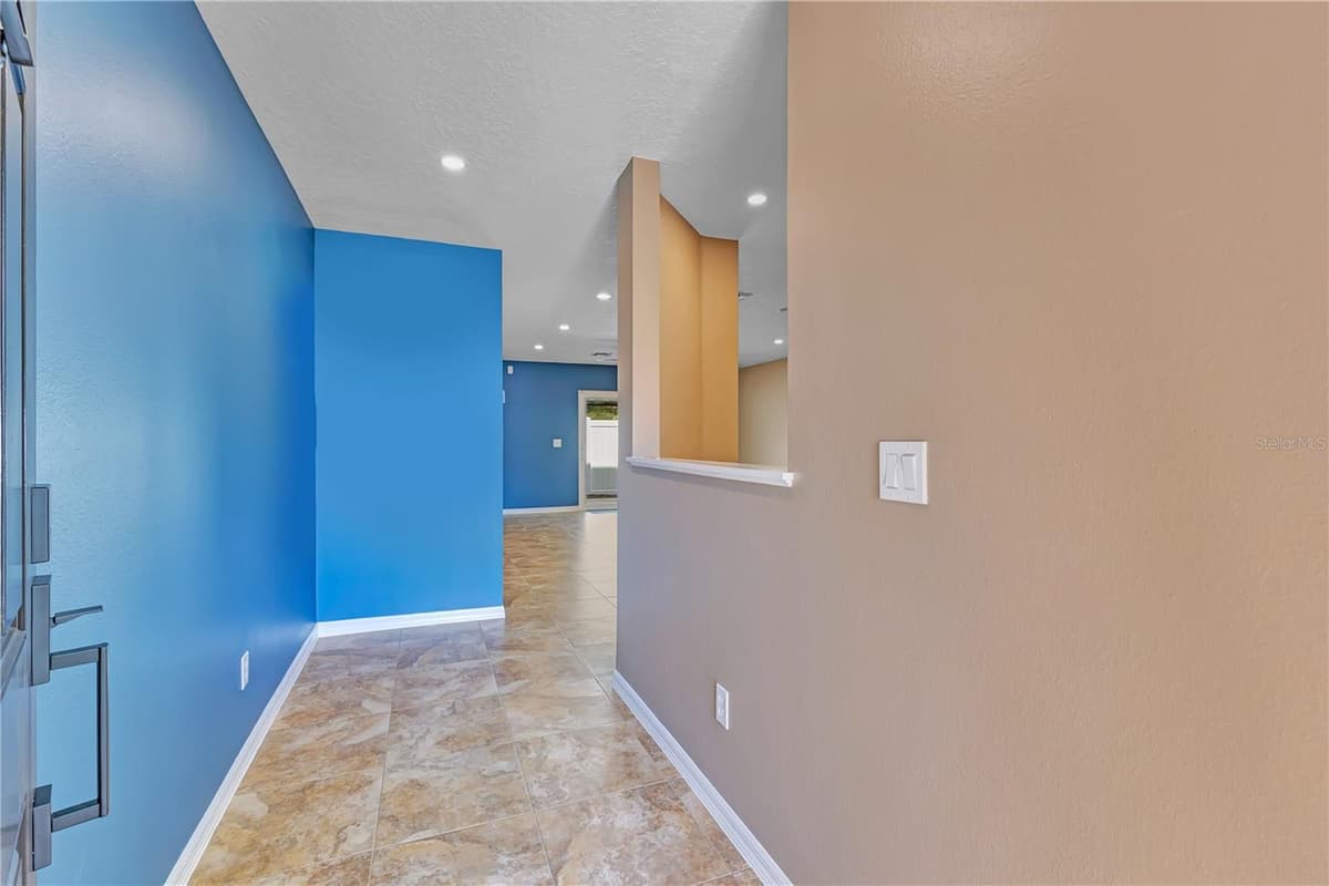 942 COQUINA ROCK STREET — photo 19 of 44