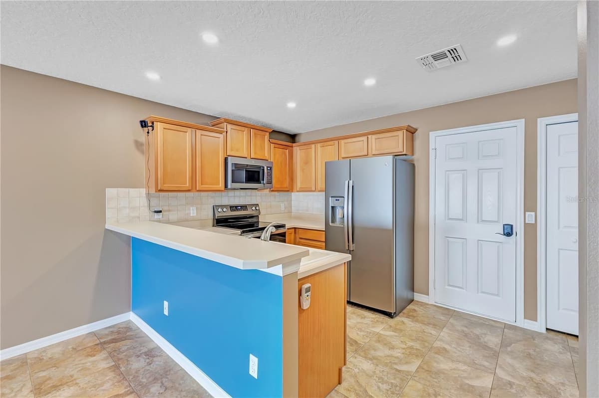942 COQUINA ROCK STREET — photo 13 of 44