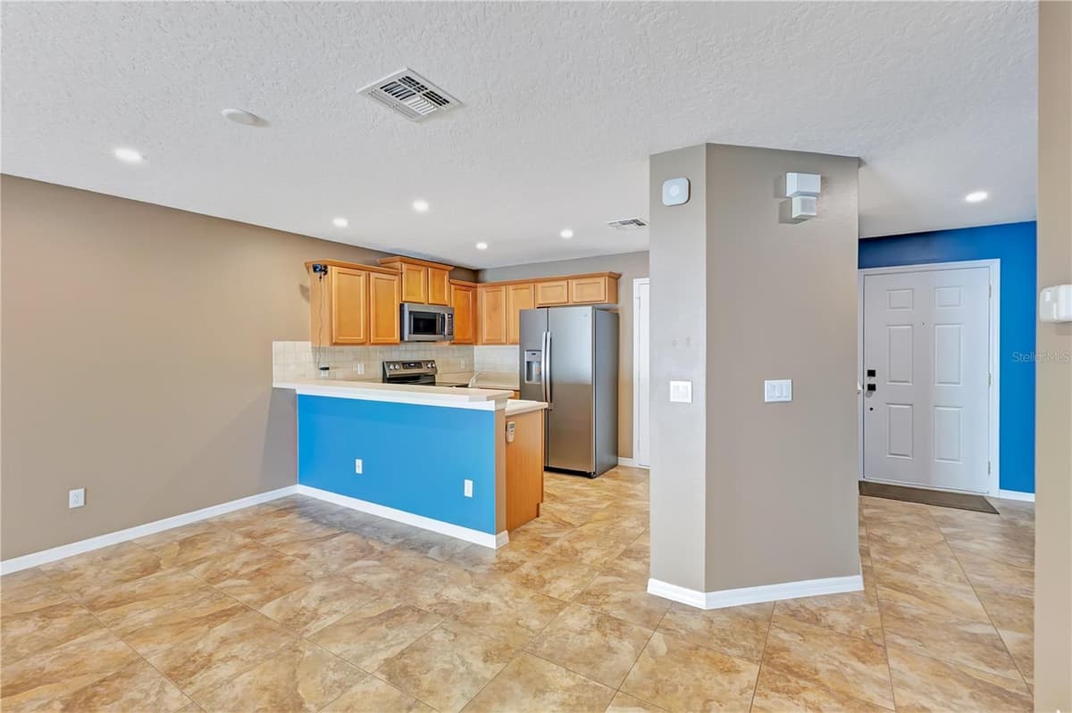 942 COQUINA ROCK STREET — photo 10 of 44