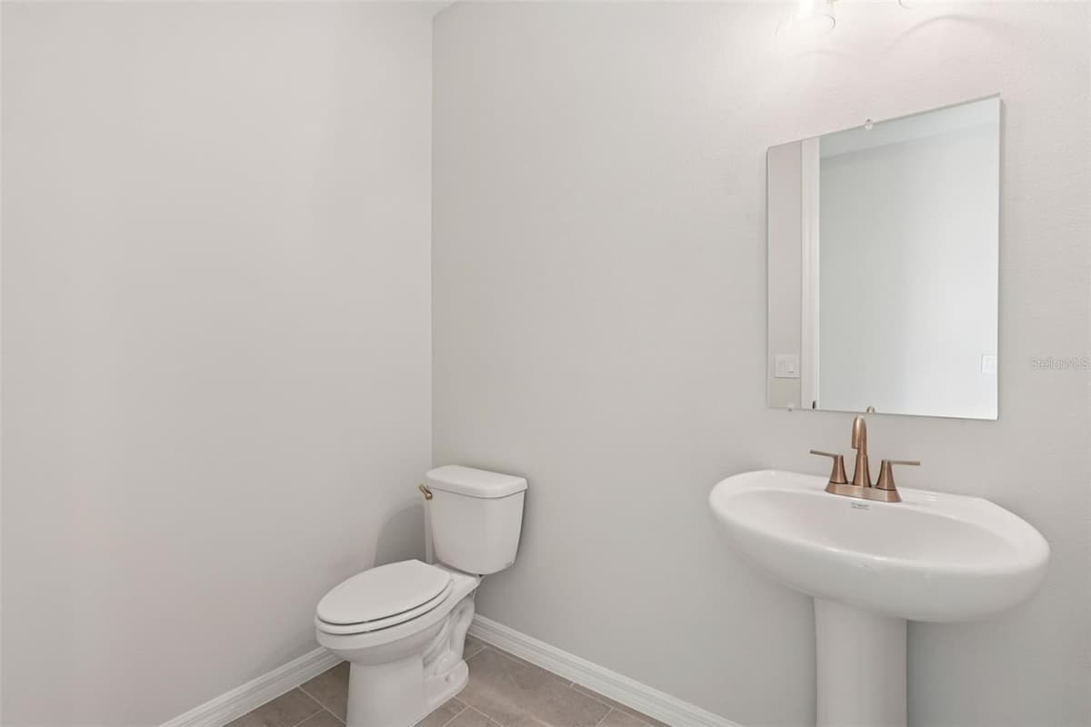 2902 CITRUS GROVE STREET — photo 10 of 22