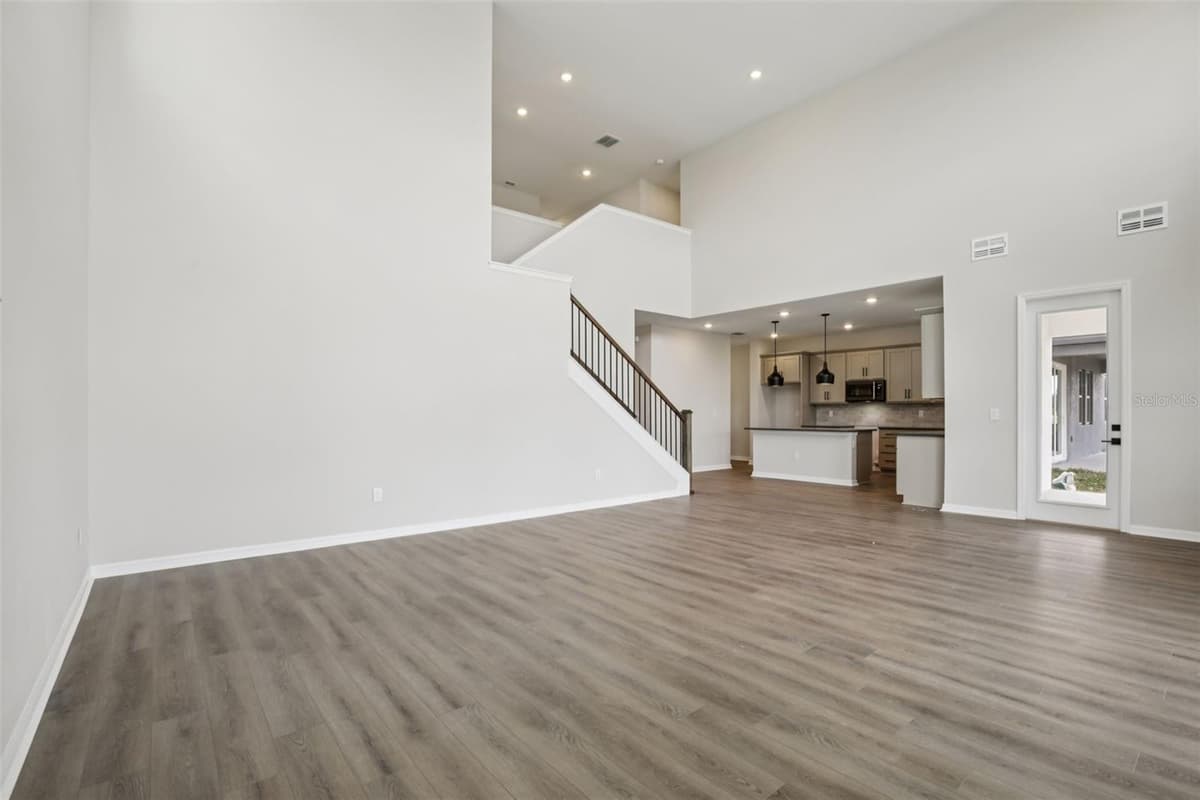 2902 CITRUS GROVE STREET — photo 8 of 22